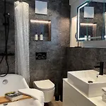 Beyond Staying Loft 23 Frei Stehende Badewanne Lägenhet *